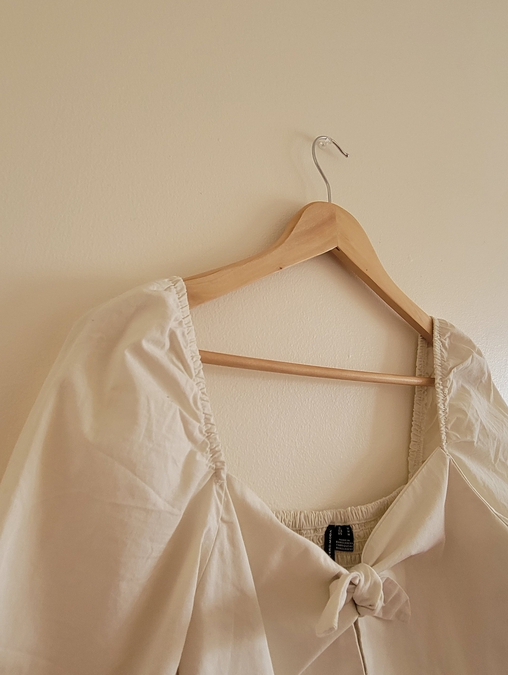 VERO MODA Cream Sweetheart Tie-Knot Blouse Top - Picture 3 of 8